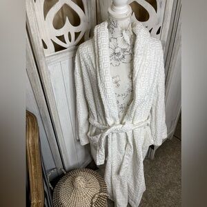 Mark Travers Australia Terry Cloth Luxury Robe Pockets White Textured Large